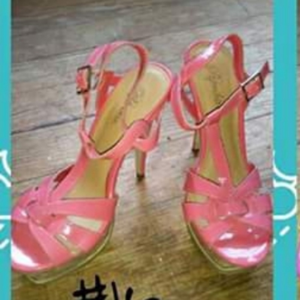 Paprika Heels